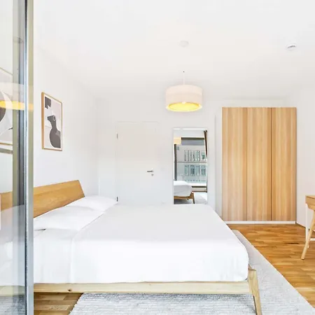 Modern 2br Near City Center And Free Parking